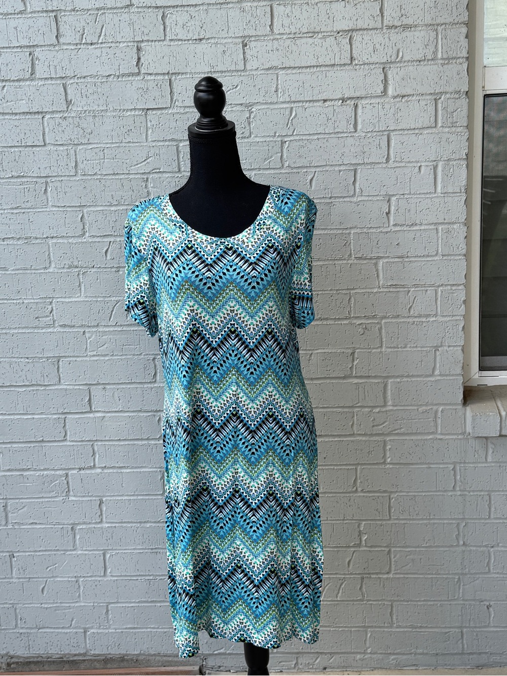 Women’s Blue Chevron Midi Dress - Casual Summer Style